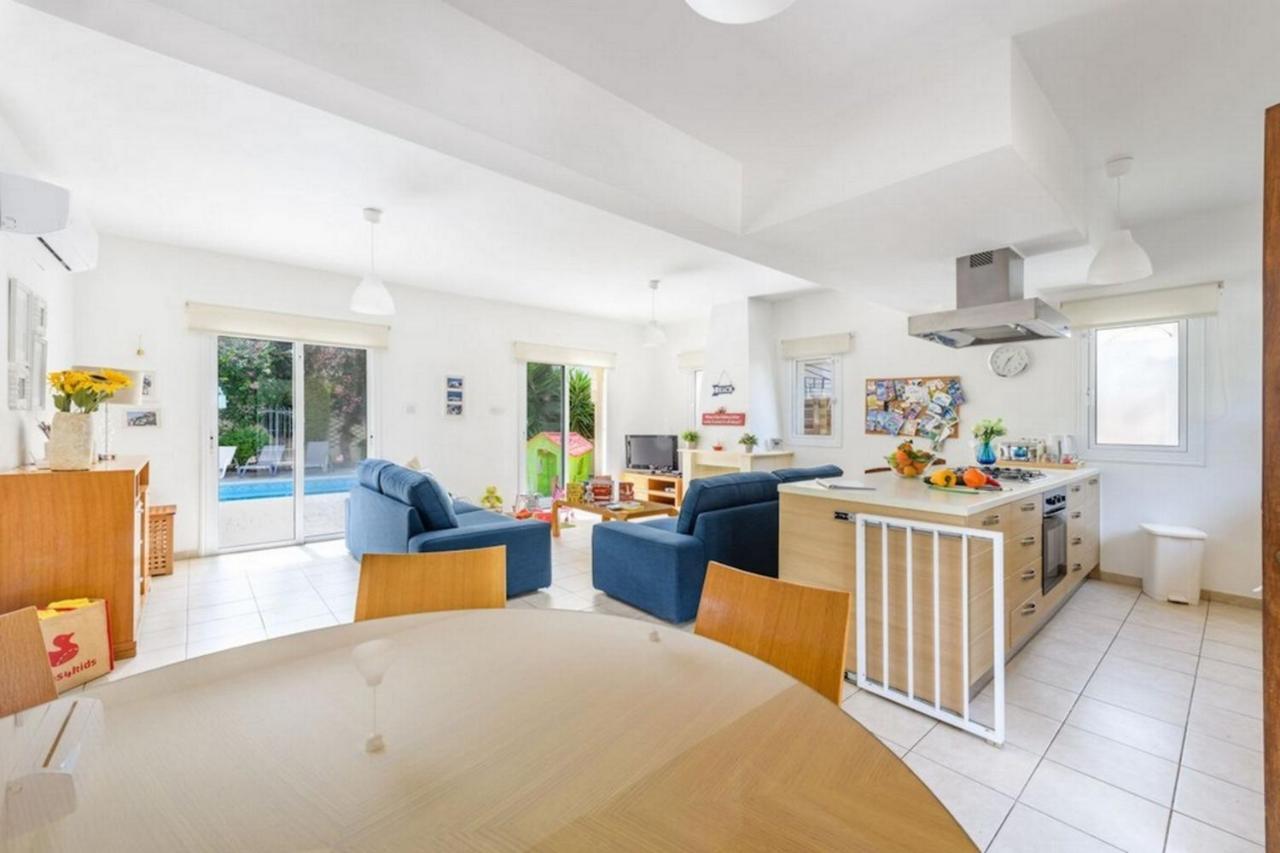 Protaras Villa Athamas Blue Εξωτερικό φωτογραφία